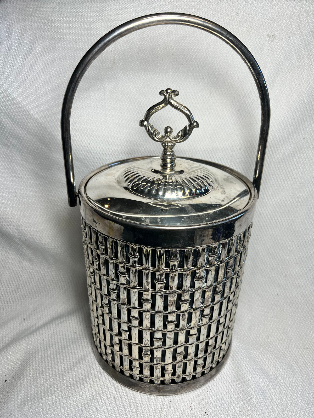 Vtg Mid Century Modern MCM Brutalist Silver Plate Bamboo Ice Bucket Serve Ware Vtg Mid Century Modern MCM Brutalist Silver Plate Bamboo Ice Bucket Serve Ware