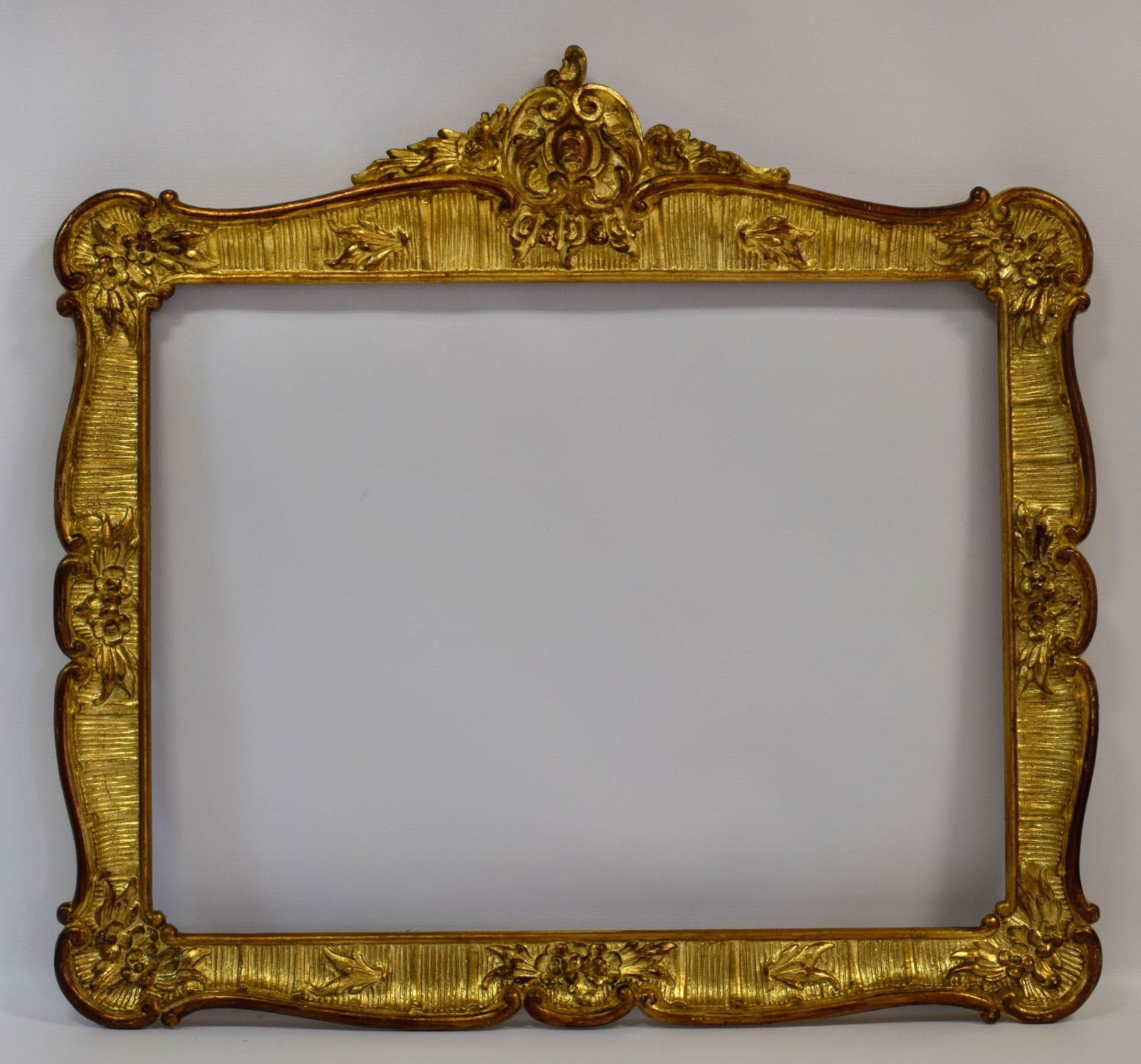 Ca. 1900 Old frame original condition, covered with metal leaf Int: 28.3x21.9 in