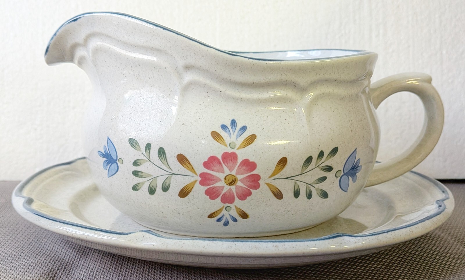 Vintage International Stoneware Japan Floral Gravy Boat & Underplate Saucer Set
