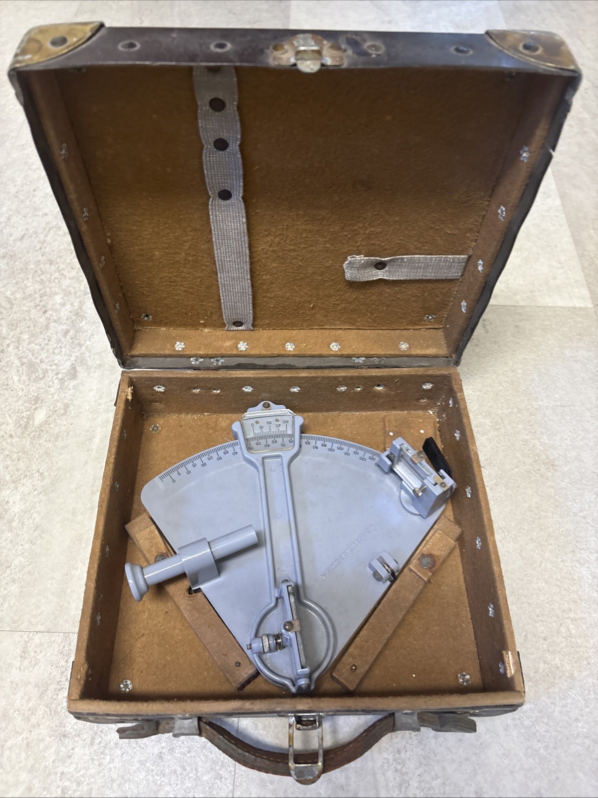 JWW2 Lifeboat Sextant US Maritime Commission Instrument Cruver Co JWW2 Lifeboat Sextant US Maritime Commission Instrument Cruver Co