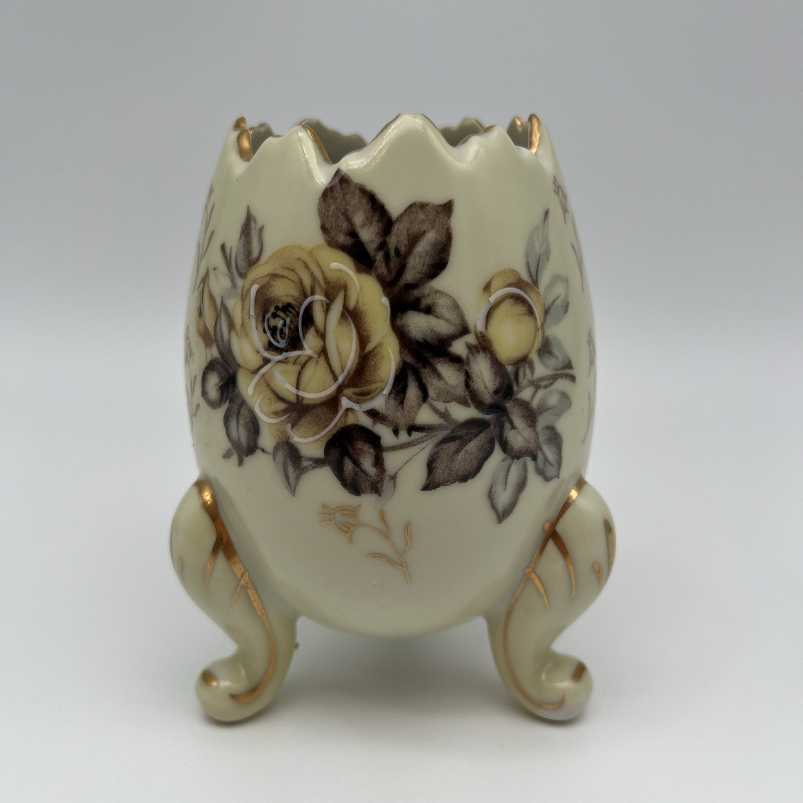 Vintage Napco yellow/gold  Egg Vase Planter Roses 5\