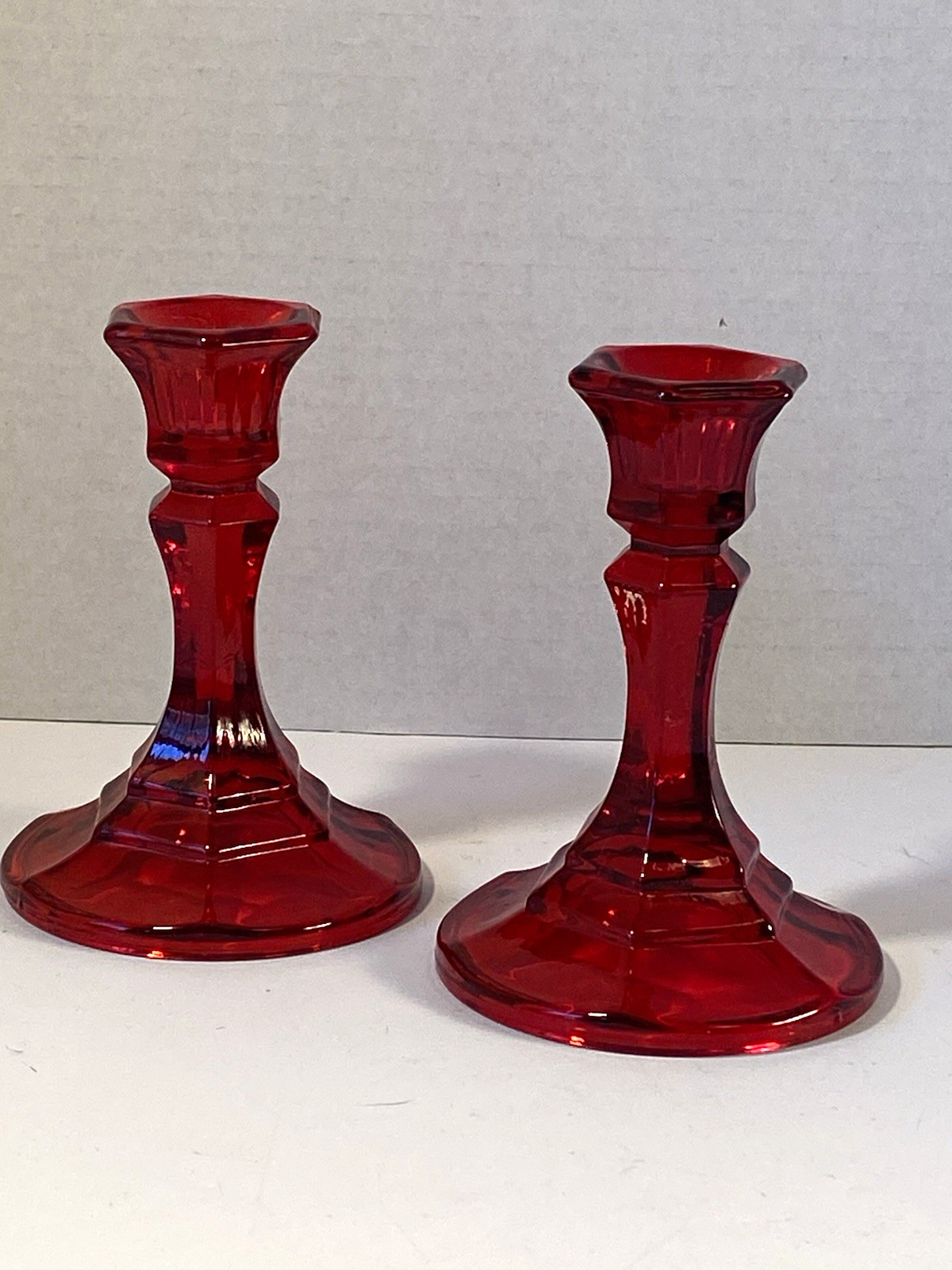 VTG mid-century set of two Indiana glass Ruby red candle stick holders NOS ￼