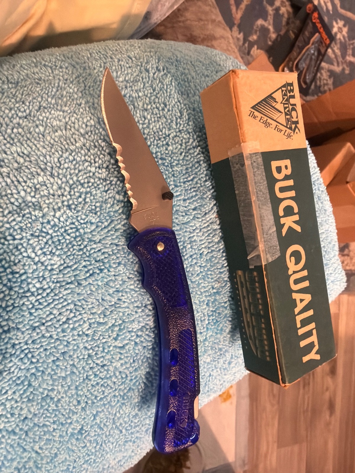 DISCONTINUED VINTAGE BUCK KNIFE MODEL 444