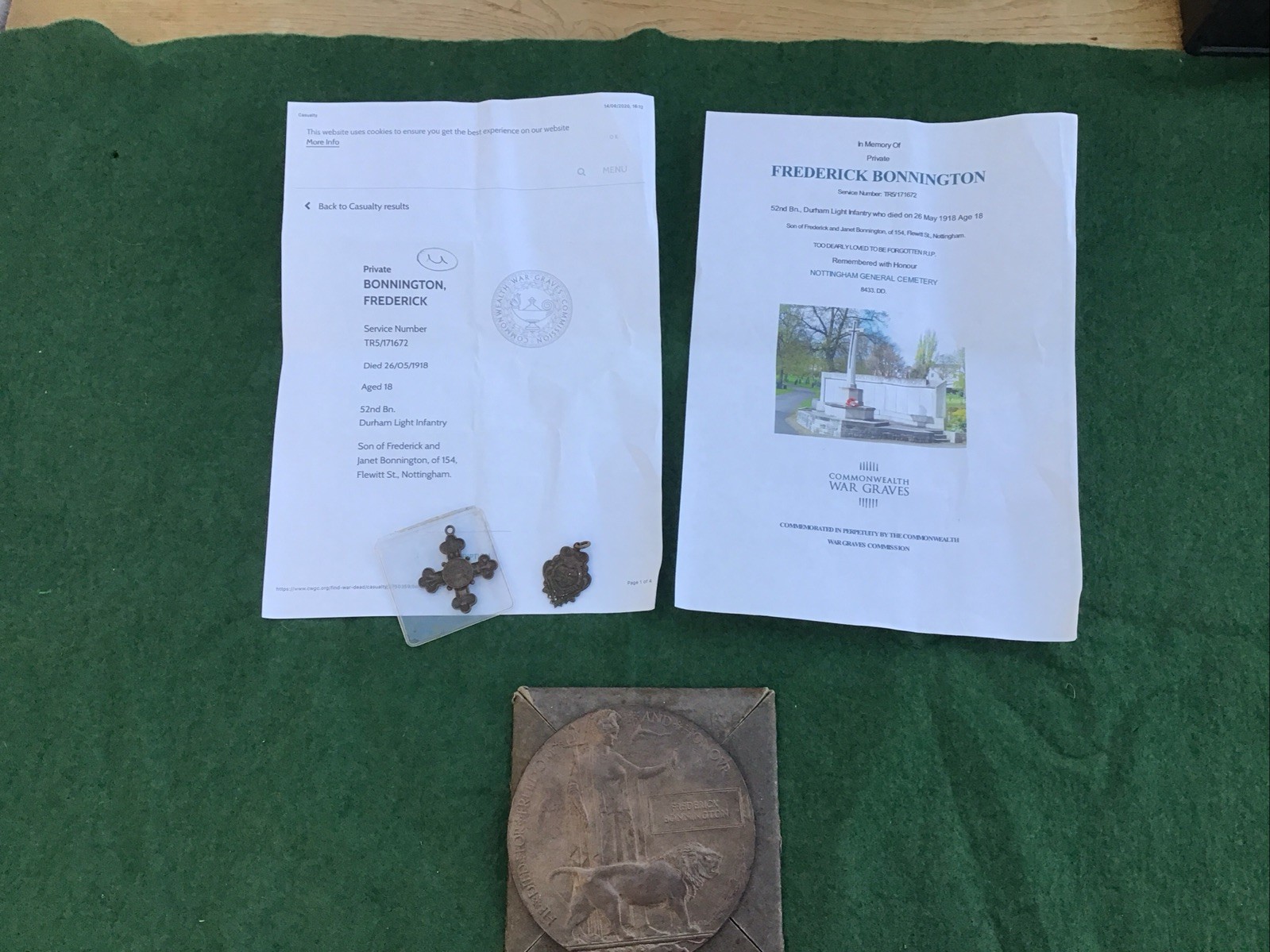 WW1 Bronze Death Penny in original Case And Medals - Pte: Frederick Bonnington WW1 Bronze Death Penny in original Case And Medals - Pte: Frederick Bonnington
