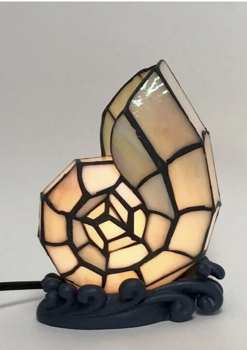 Stained Glass Seashell Lamp New Coastal Nautical Shell Light Tiffany Style Beach