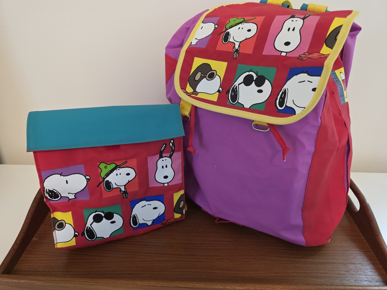 Vintage RARE 90s Peanuts Snoopy Colorblock Drawstring Backpack w/ Detachable Bag