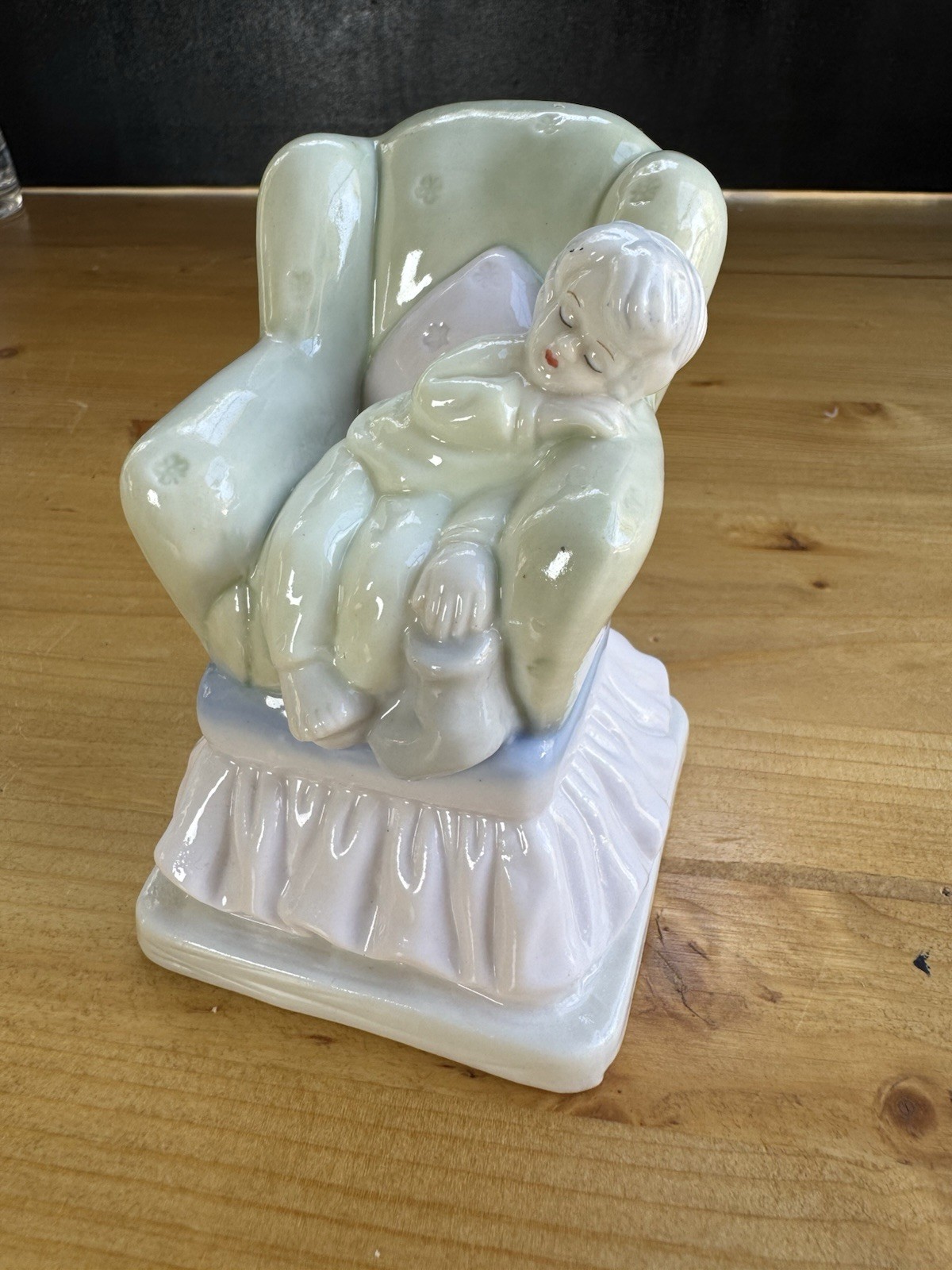 Vintage K\'s Collection Porcelain Figurine Sleeping Child In Armchair Pastel Vintage K\'s Collection Porcelain Figurine Sleeping Child In Armchair Pastel