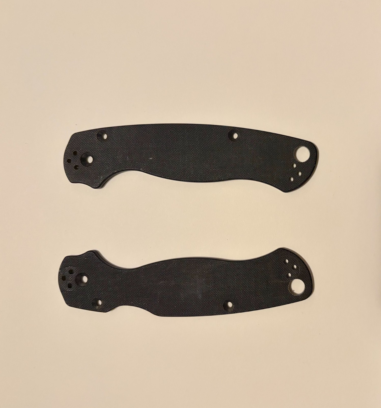 Spyderco PM2 Paramilitary 2 OEM Factory Black G10 Peel-ply Scales