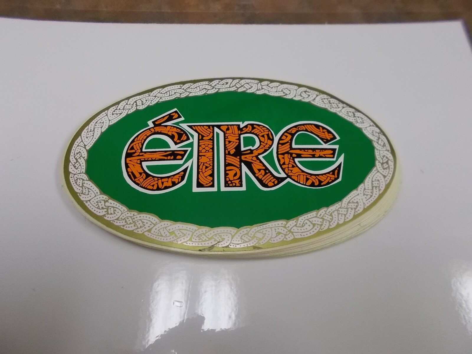 Eire  Oval Irish Crest Ireland Decal Sticker Shield  Badge 