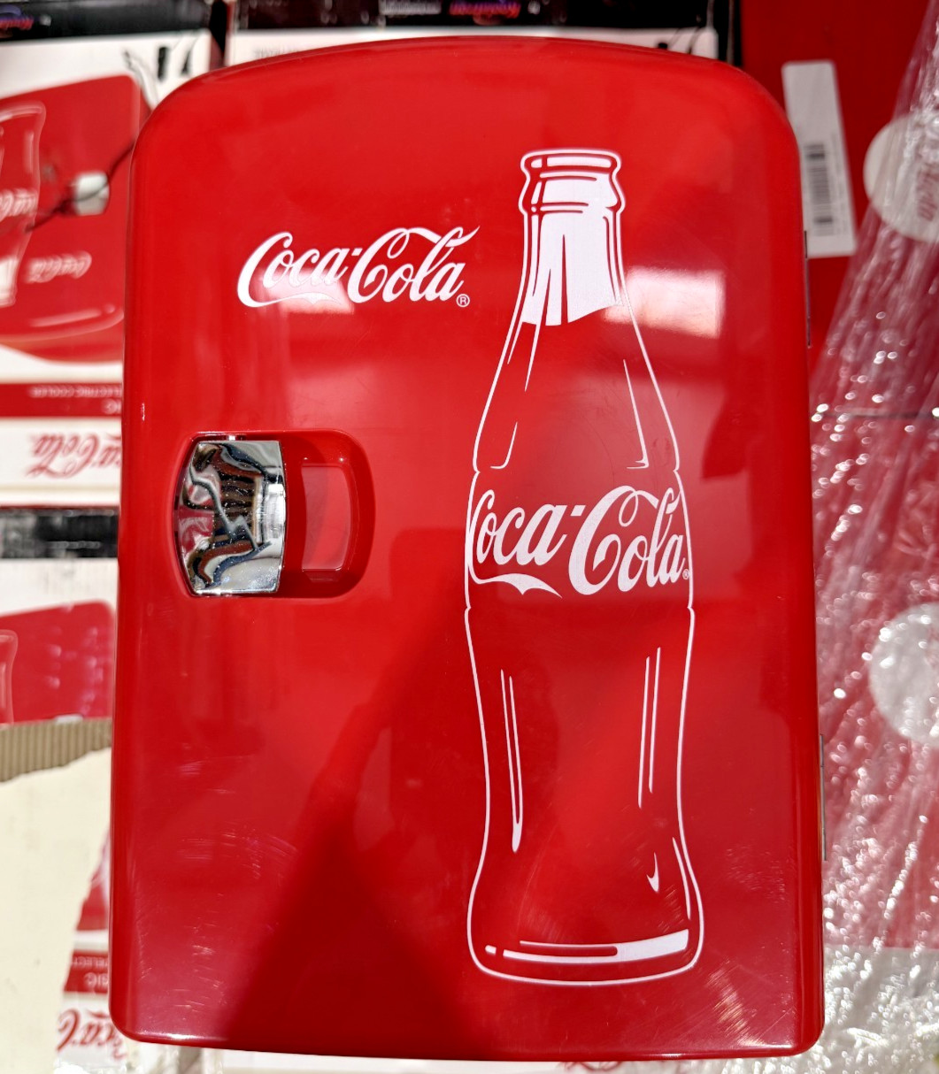 Coca-Cola Classic Thermoelectric Cooler Mini Fridge Koolatron (Holds 6 Cans)