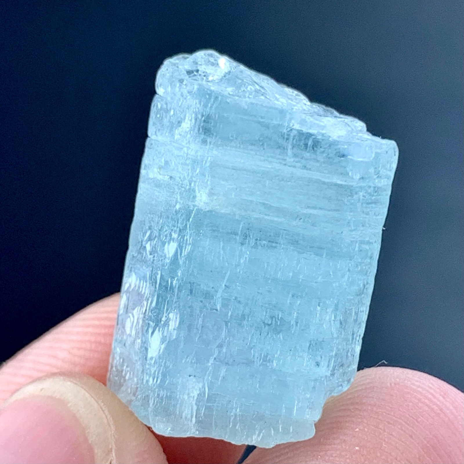 29 CT Natural Aquamarine Crystal From Skardu Pakistan 29 CT Natural Aquamarine Crystal From Skardu Pakistan