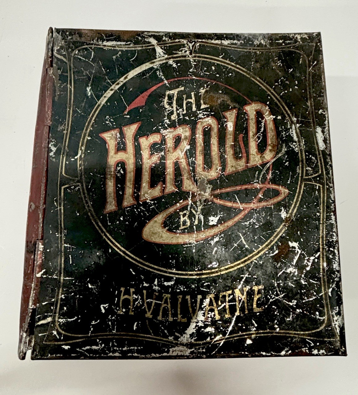 Vintage C. 1900 Herold Smoked Sardine Valvathe Norway Tin Case Display Vintage C. 1900 Herold Smoked Sardine Valvathe Norway Tin Case Display