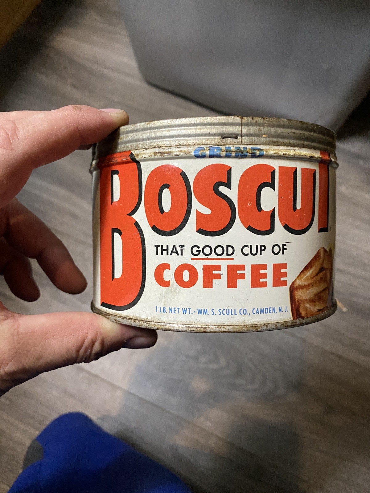 Vintage Boscul Coffee Tin 1 Pound Turn Key Open Red Kitchen Decor Vintage Boscul Coffee Tin 1 Pound Turn Key Open Red Kitchen Decor