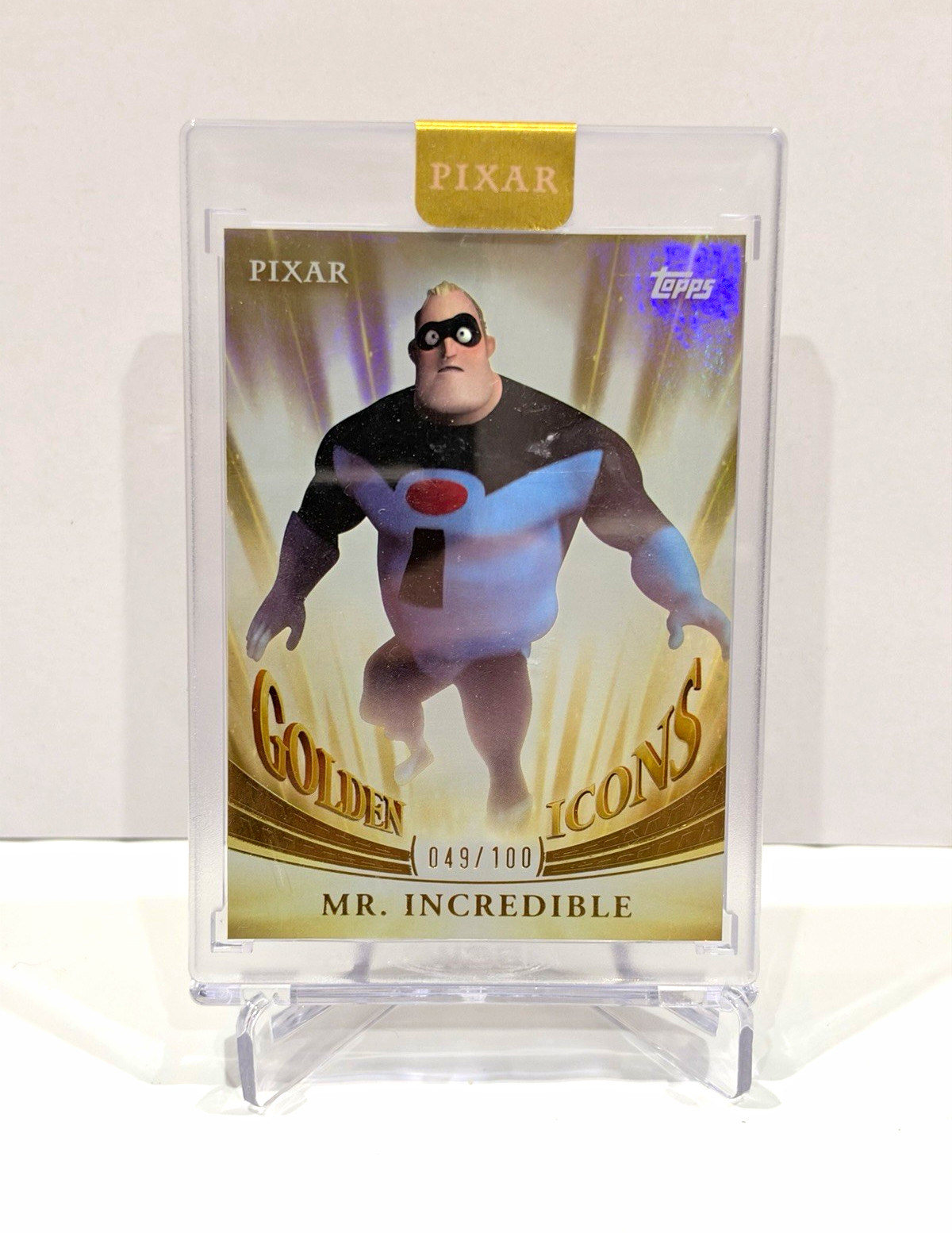 2025 Topps Disney Pixar Golden Icons Mr. Incredible GI-29 #049/100 Insert