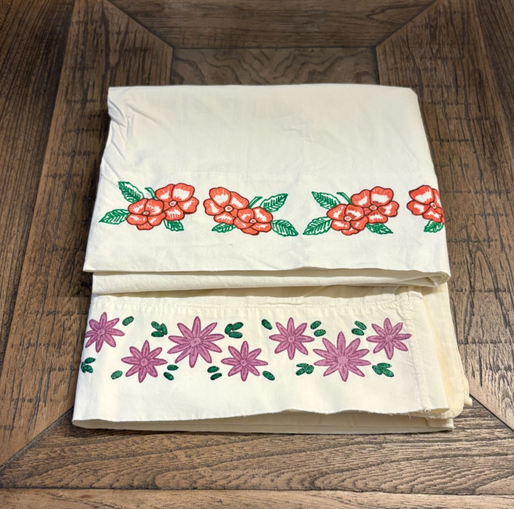 2 VTG Penney\'s Pencale 100% Cotton Purple & Coral Floral Std Pillowcases 30 x 20 2 VTG Penney\'s Pencale 100% Cotton Purple & Coral Floral Std Pillowcases 30 x 20