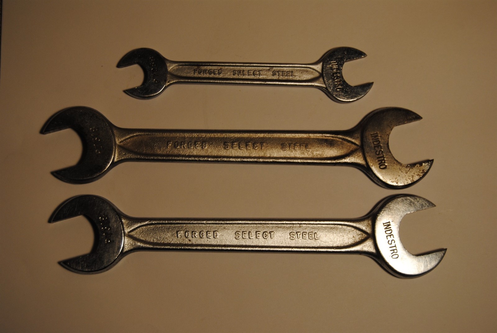 3 Vintage Indestro Open End Wrenches P731B P725B 13/16 7/8 1/2 9/16 3 Vintage Indestro Open End Wrenches P731B P725B 13/16 7/8 1/2 9/16