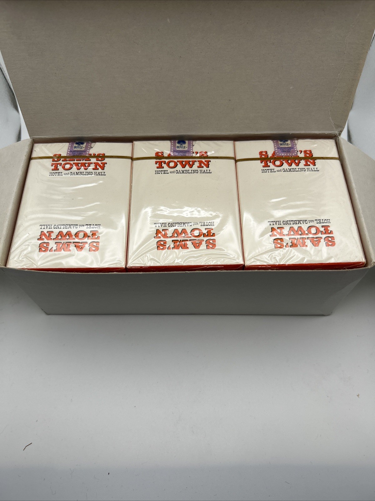 VTG Sam’s Town Gold Hotel Gambling Hall Hoyle PGC Playing Cards Set Of 12 - New