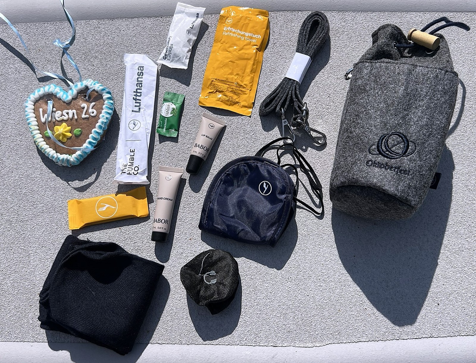 NEW LUFTHANSA EDIELWEISS OKTOBERFEST AMENITY KIT BIZ CLASS 9/2026 BONUS ITEMS NEW LUFTHANSA EDIELWEISS OKTOBERFEST AMENITY KIT BIZ CLASS 9/2026 BONUS ITEMS