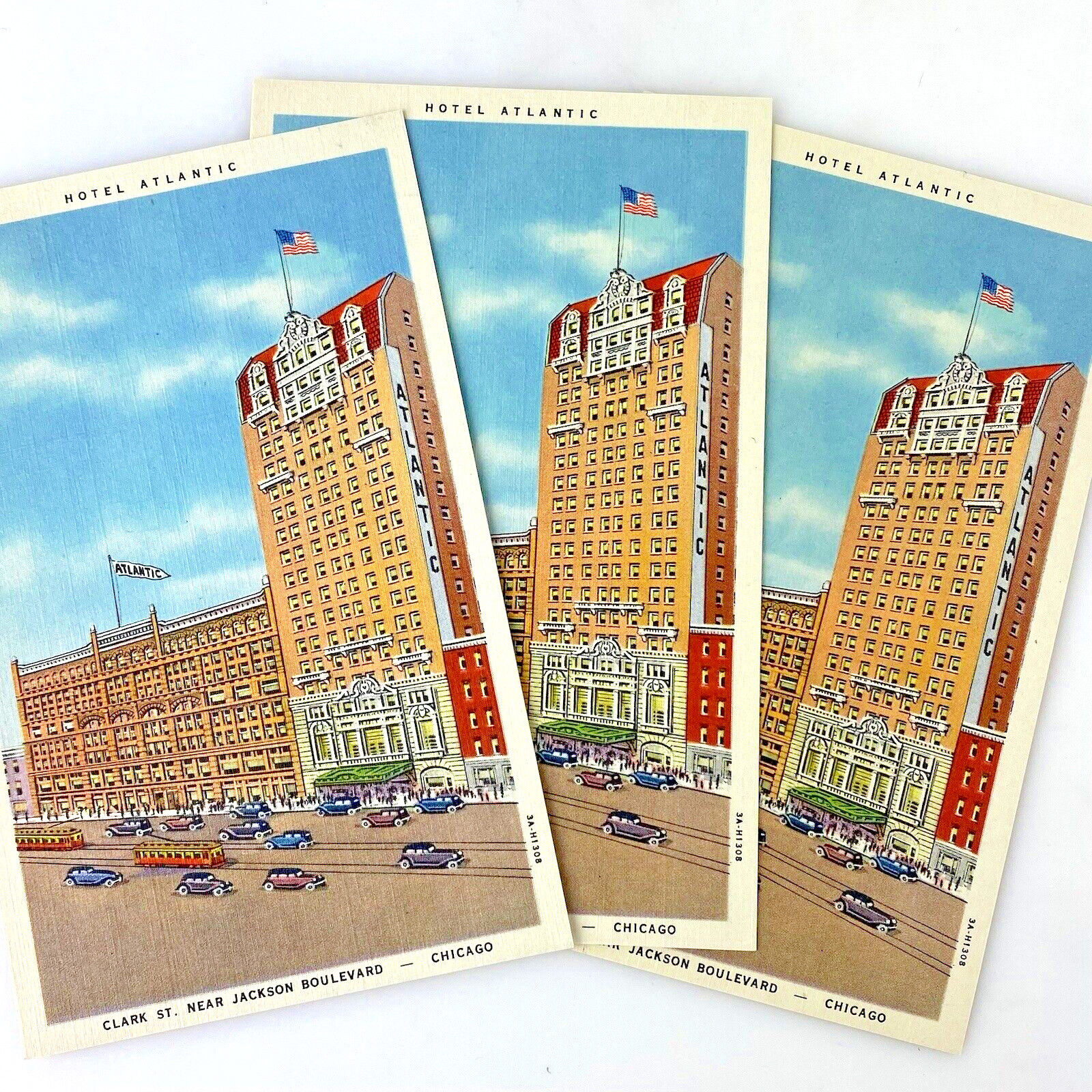 VINTAGE HOTEL ATLANTIC CHICAGO ILLINOIS POSTCARDS Blank Unposted Divided Travel