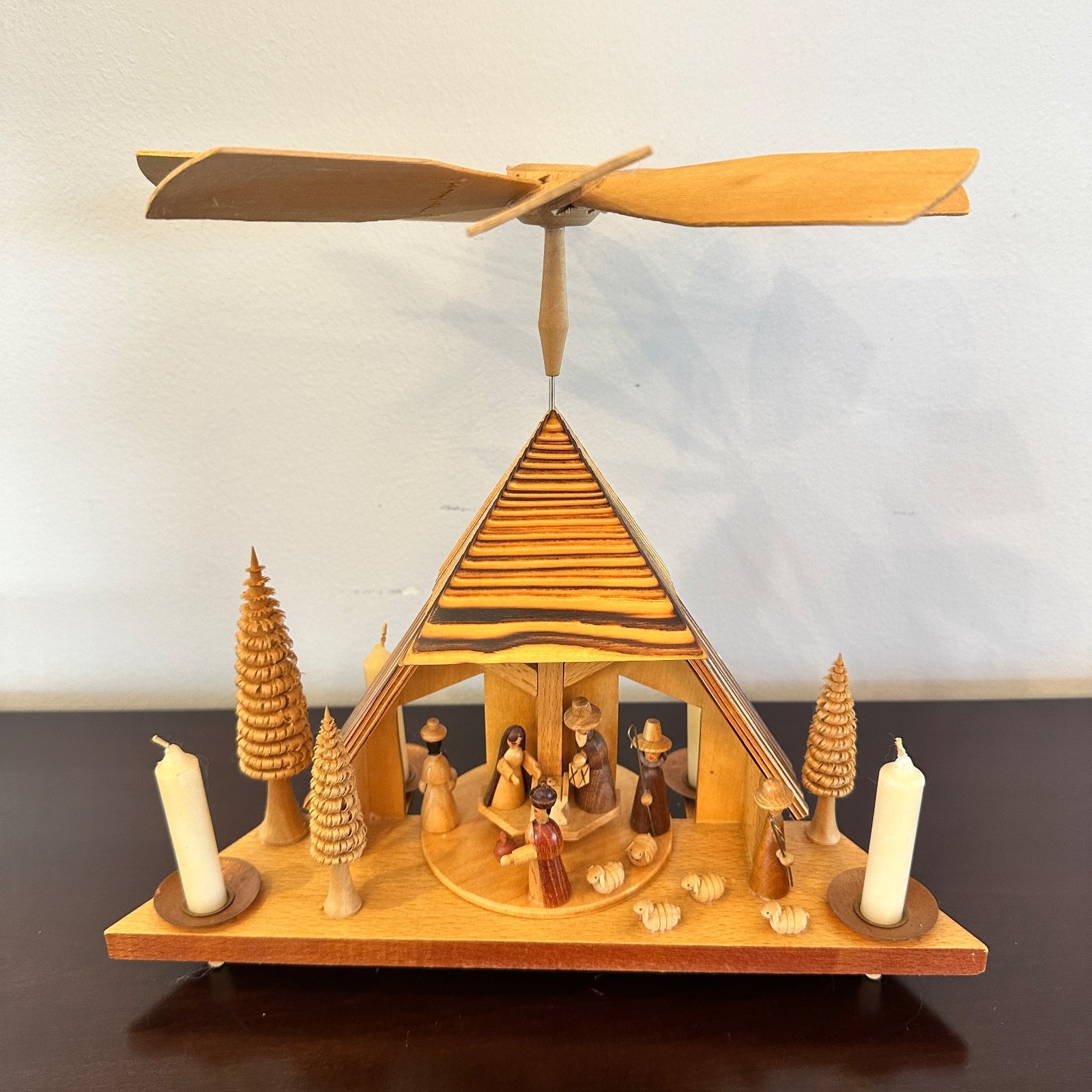 Vintage German Erzgebirgische Volkskunst Wooden Christmas Pyramid Nativity 11x12