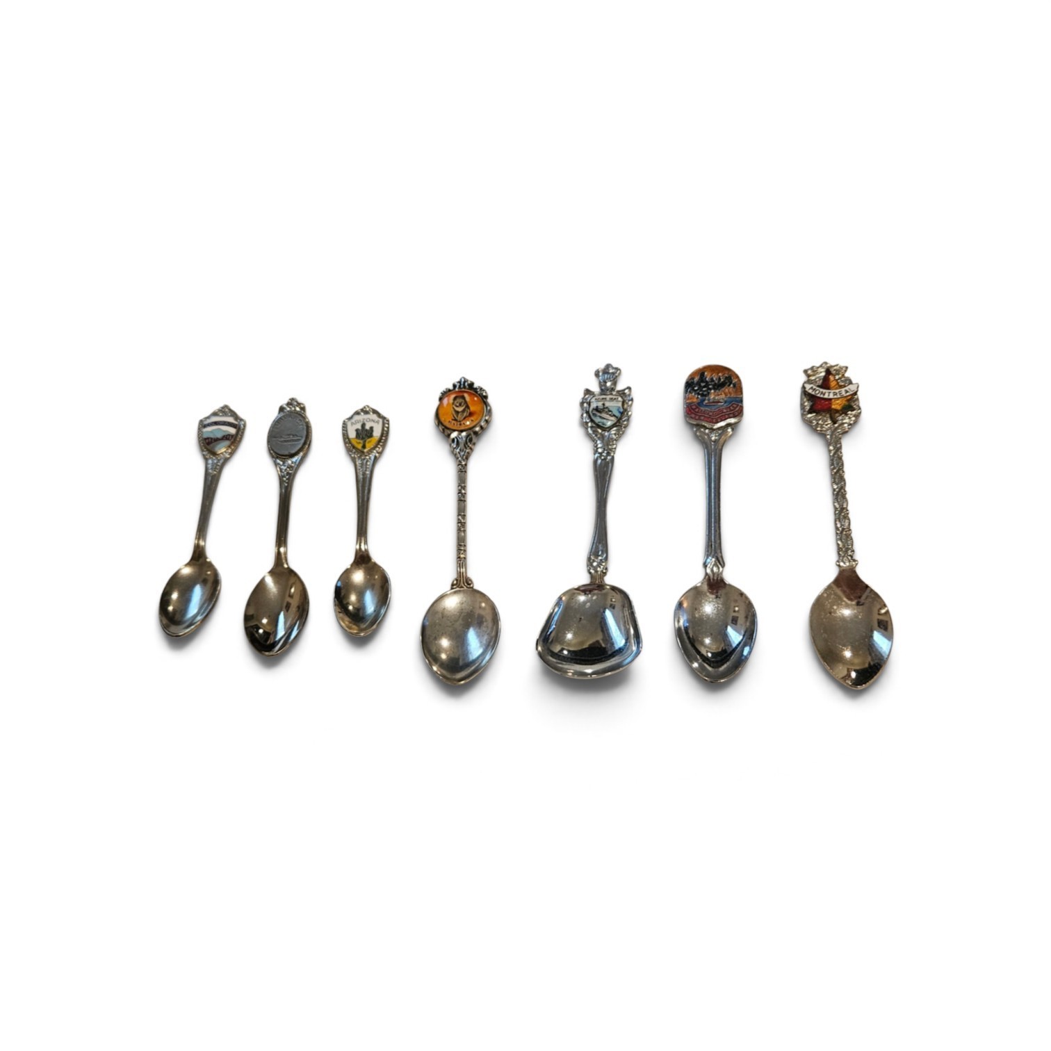 Lot Of 7 Vintage Collector Spoons From 1975 - 1991 Lot Of 7 Vintage Collector Spoons From 1975 - 1991