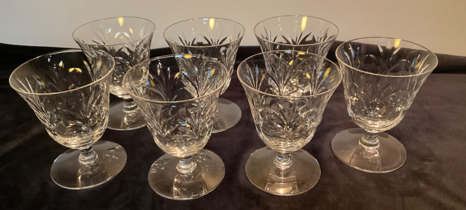 7 Seneca Elegance Oyster / Fruit Cocktail / Wine Glasses. Vintage. 3.5”x 2.5”