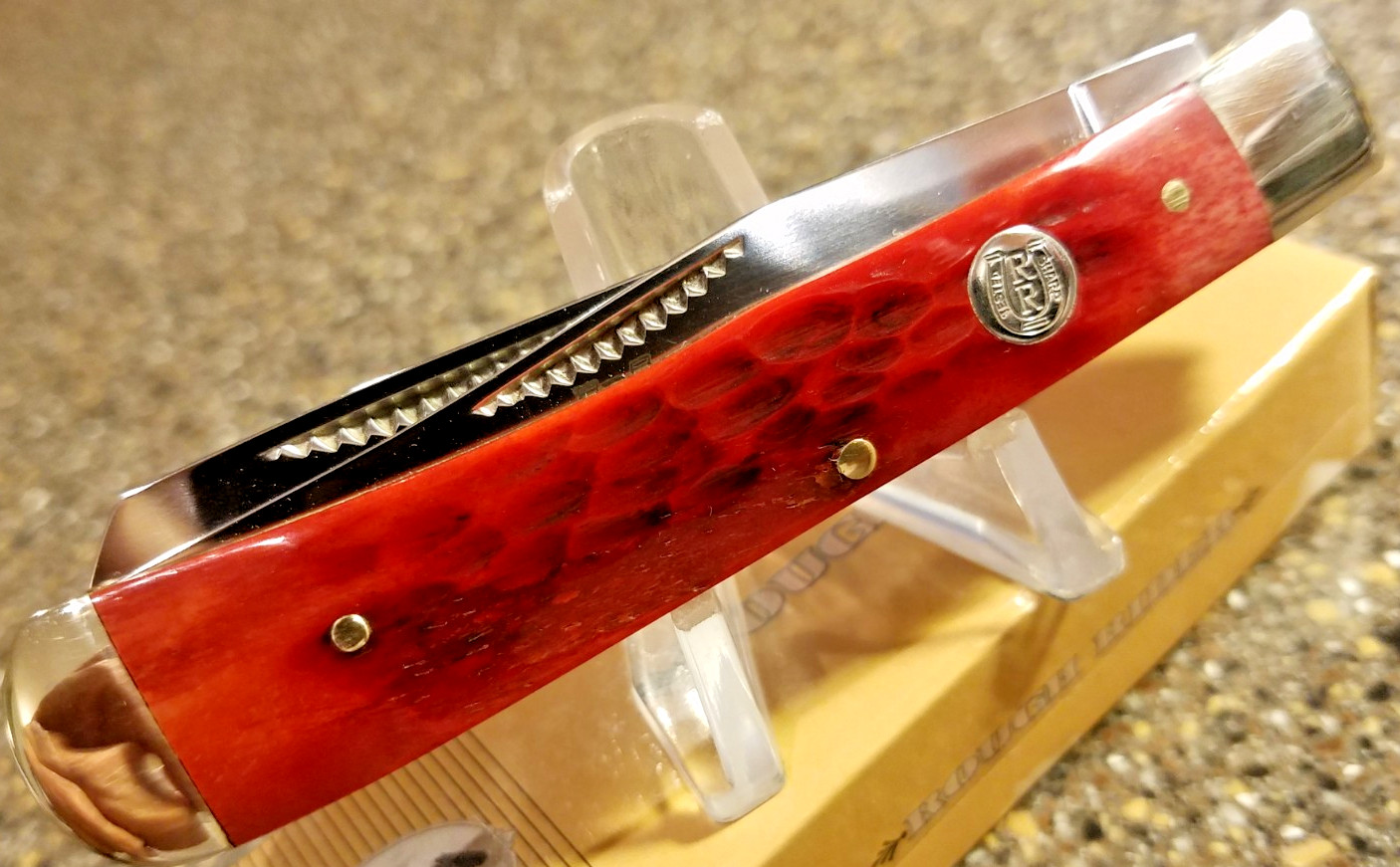 Rough Rider RR266, Trapper Red Jigged Bone, 4-1/8\