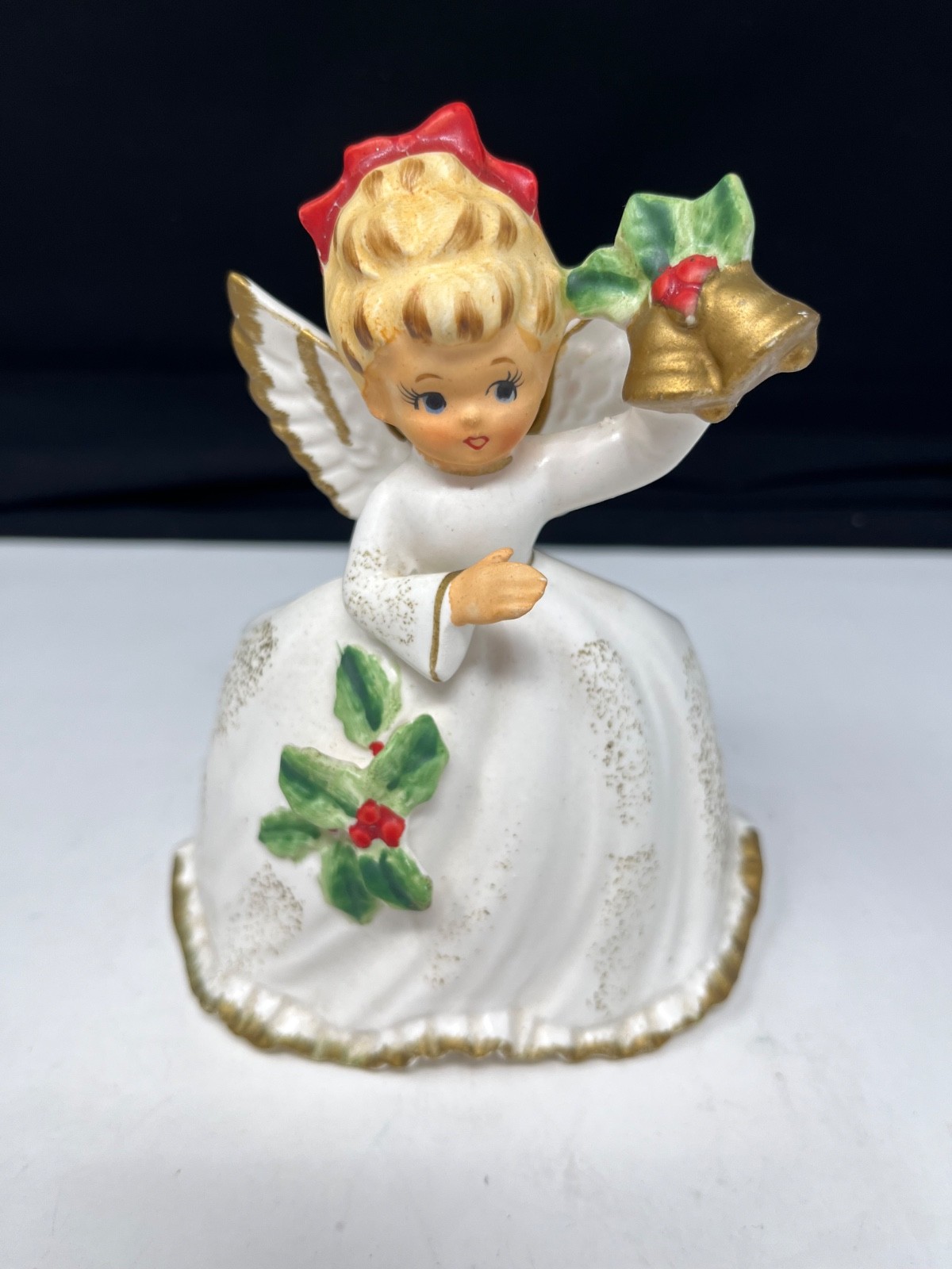VINTAGE 1950's NAPCOWARE ANGEL HOLDING BELLS PLANTER X6965 LARGE RED HAIR BOW VINTAGE 1950's NAPCOWARE ANGEL HOLDING BELLS PLANTER X6965 LARGE RED HAIR BOW