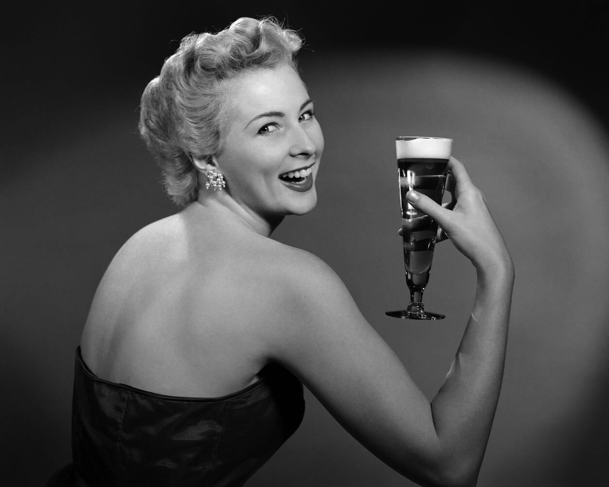 Vintage Woman Beer 8x10 Photo Print Retro Bar Decor Drinking Alcohol Pilsner Vintage Woman Beer 8x10 Photo Print Retro Bar Decor Drinking Alcohol Pilsner