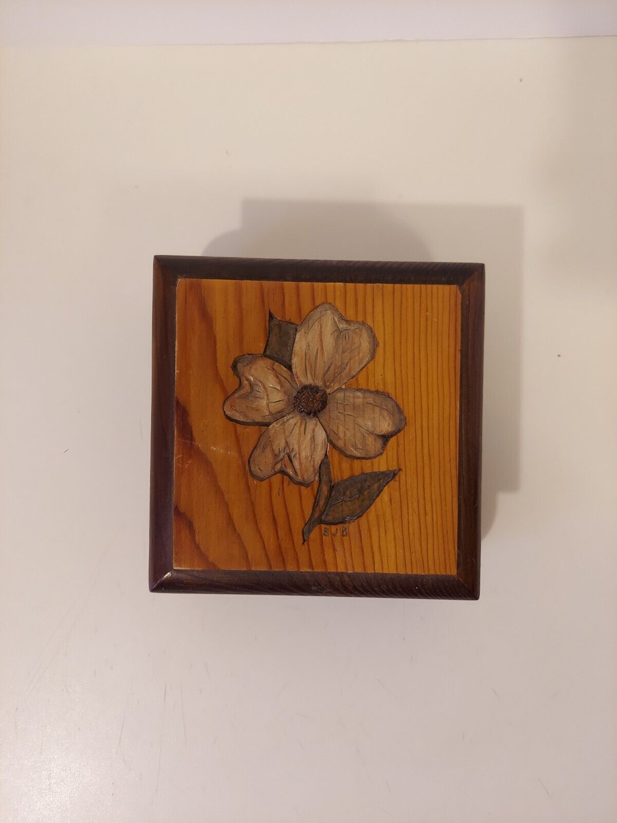 Handcarved Wooden Trinket Box Dogwood Flower Signed