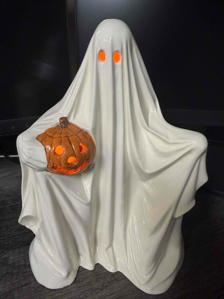 Vtg Molds 1970's Ceramic Halloween Ghost & pumpkin lights up 1972