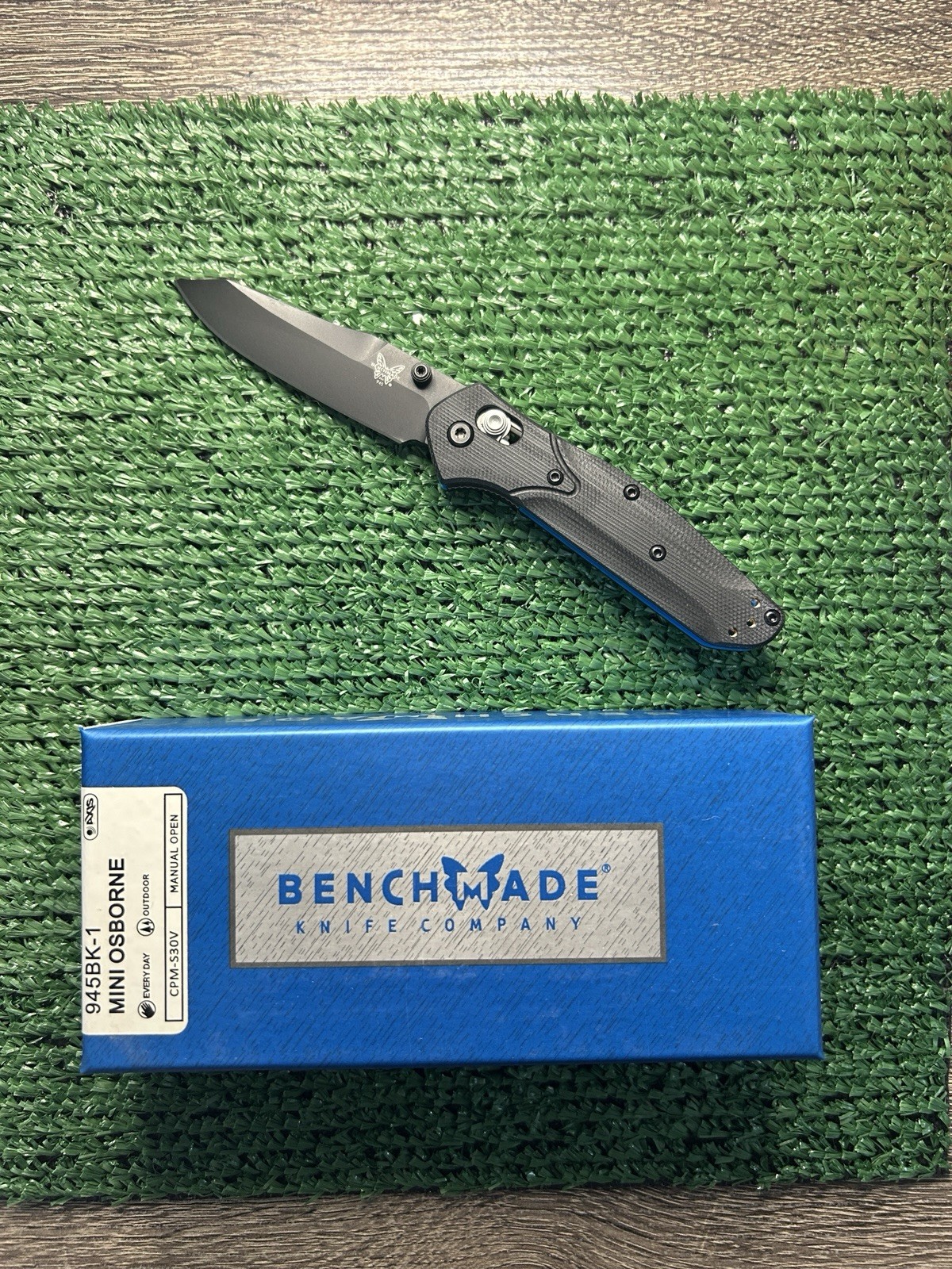 Benchmade 945bk-1 mini Osborne Benchmade 945bk-1 mini Osborne