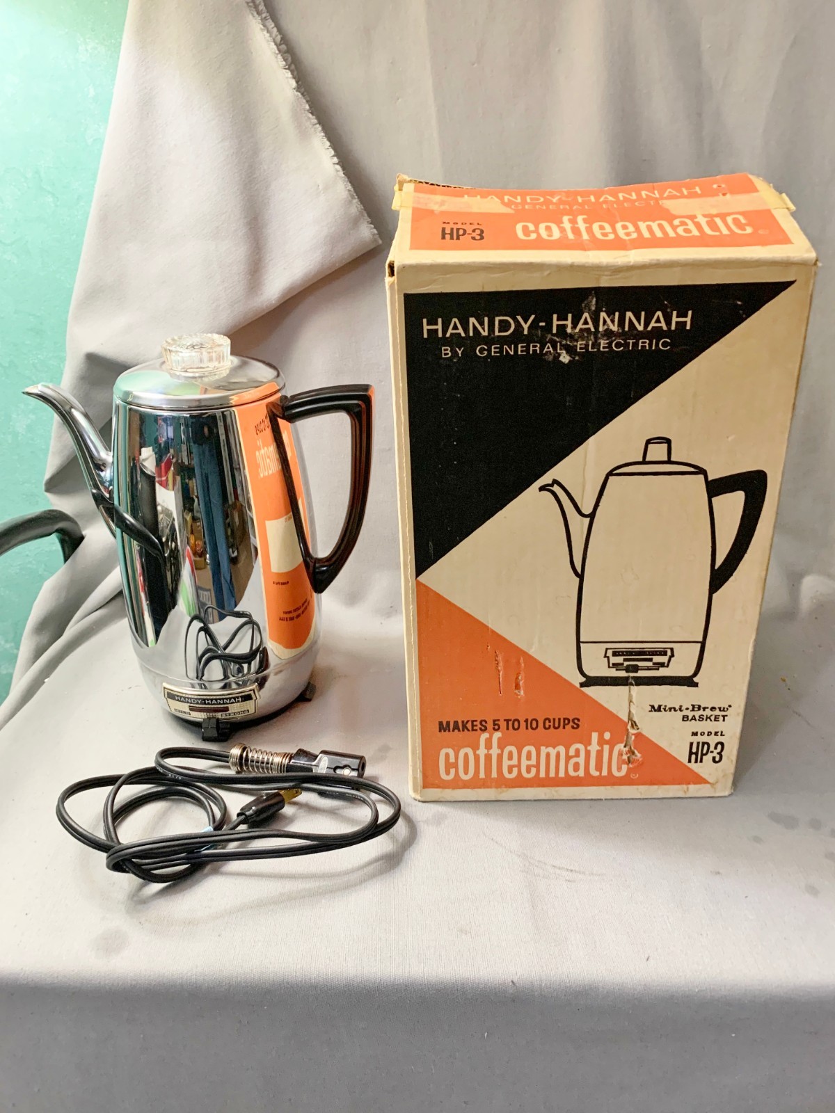 Vtg 1960s Handy Hannah G.E. Coffee Percolator Maker 10 Cup Model# 15 HP-3 w/box Vtg 1960s Handy Hannah G.E. Coffee Percolator Maker 10 Cup Model# 15 HP-3 w/box