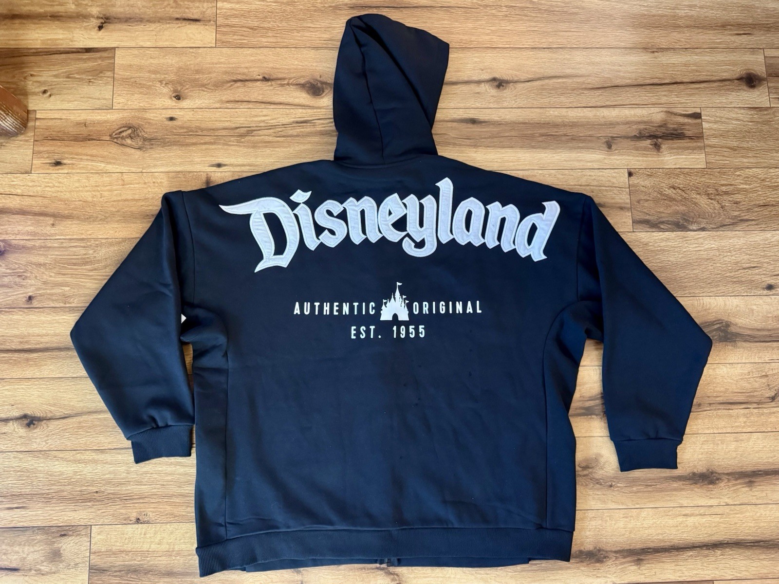 🔥Disney Parks - DISNEYLAND Logo - Zip Hoodie - Black - XL💥 NEW WITH TAGS