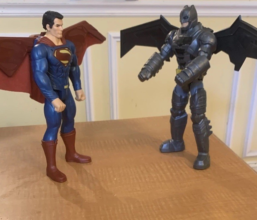 Batman Facing Superman Dawn of Justice Armored Batman & Superman 12” Figures Batman Facing Superman Dawn of Justice Armored Batman & Superman 12” Figures