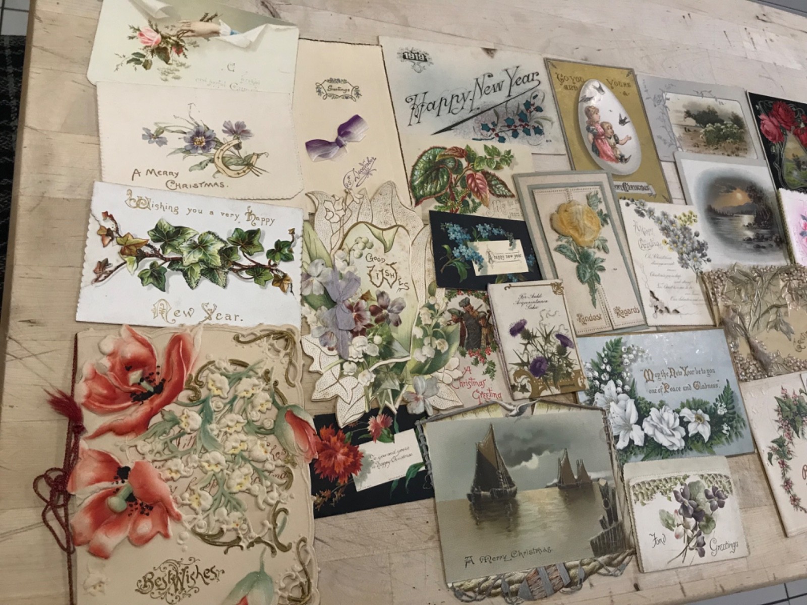 Job lot 31 Victorian Edwardian Christmas New Year Greeting Cards
