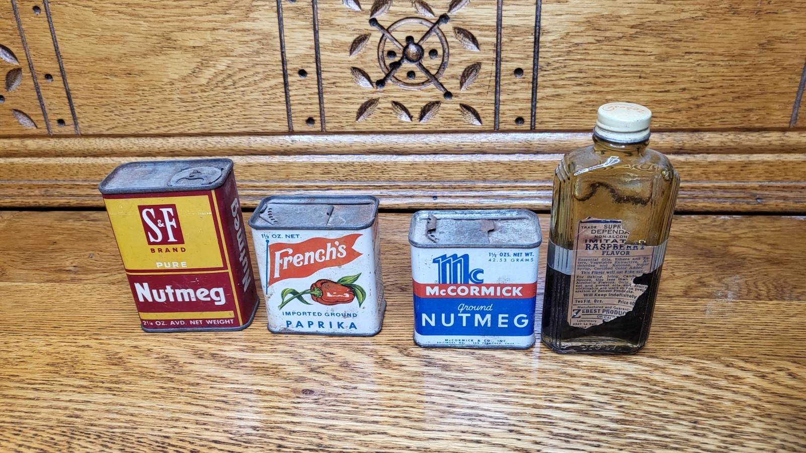 Vintage 1950s French\'s PAPRIKA Spice Tin Graphic Litho Can Rochester New York Vintage 1950s French\'s PAPRIKA Spice Tin Graphic Litho Can Rochester New York