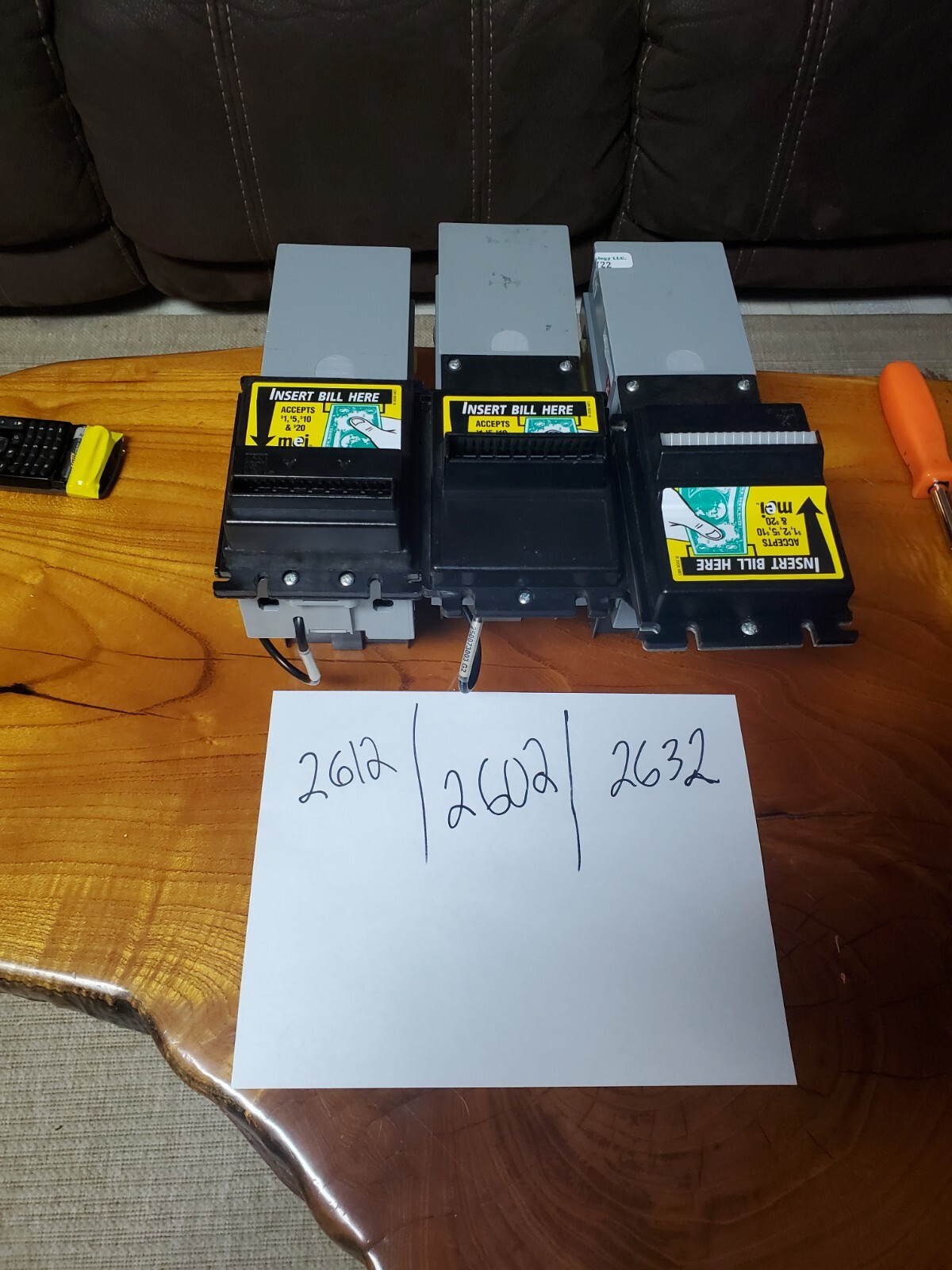 1 mars mei 24v  ae 2602 bill acceptor 1 thur 20 bills up dated or ae 2612 ae2632