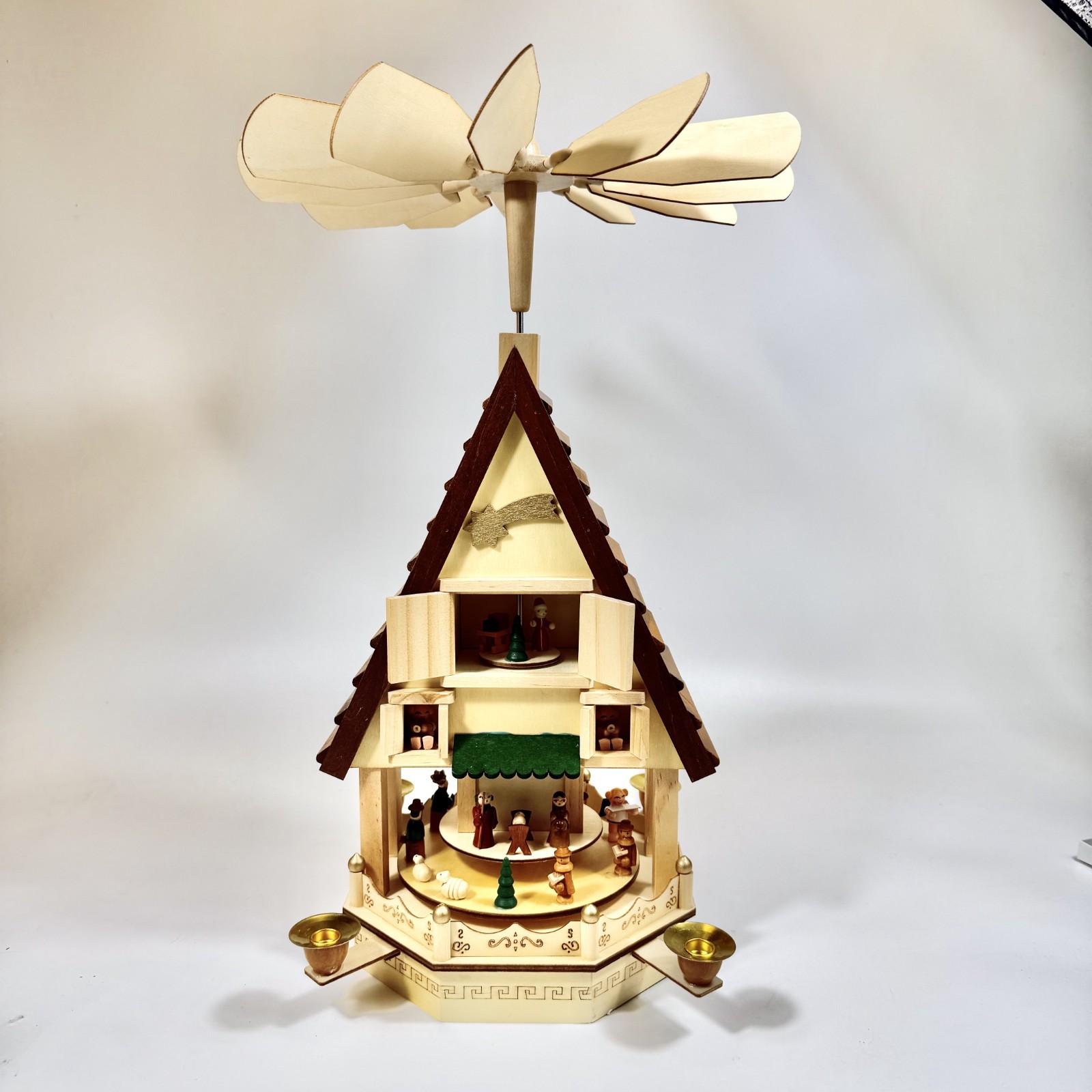 BRUBAKER German Christmas Pyramid Wooden Market Weihnachts Pyramide Carousel