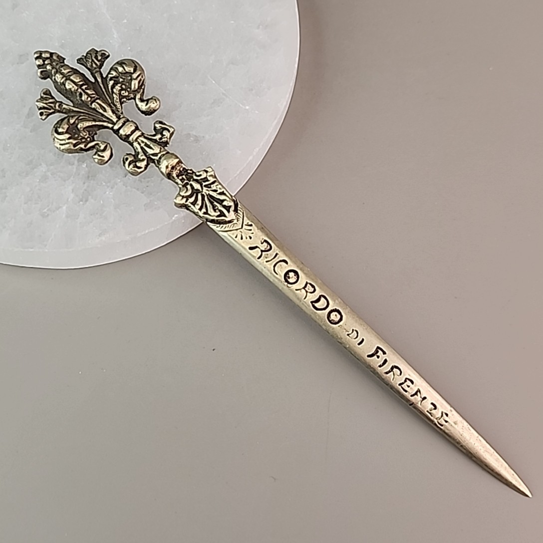 Vintage Letter Opener Fleur De Lis Ricordo Di Firenze Brass 7\ Vintage Letter Opener Fleur De Lis Ricordo Di Firenze Brass 7\