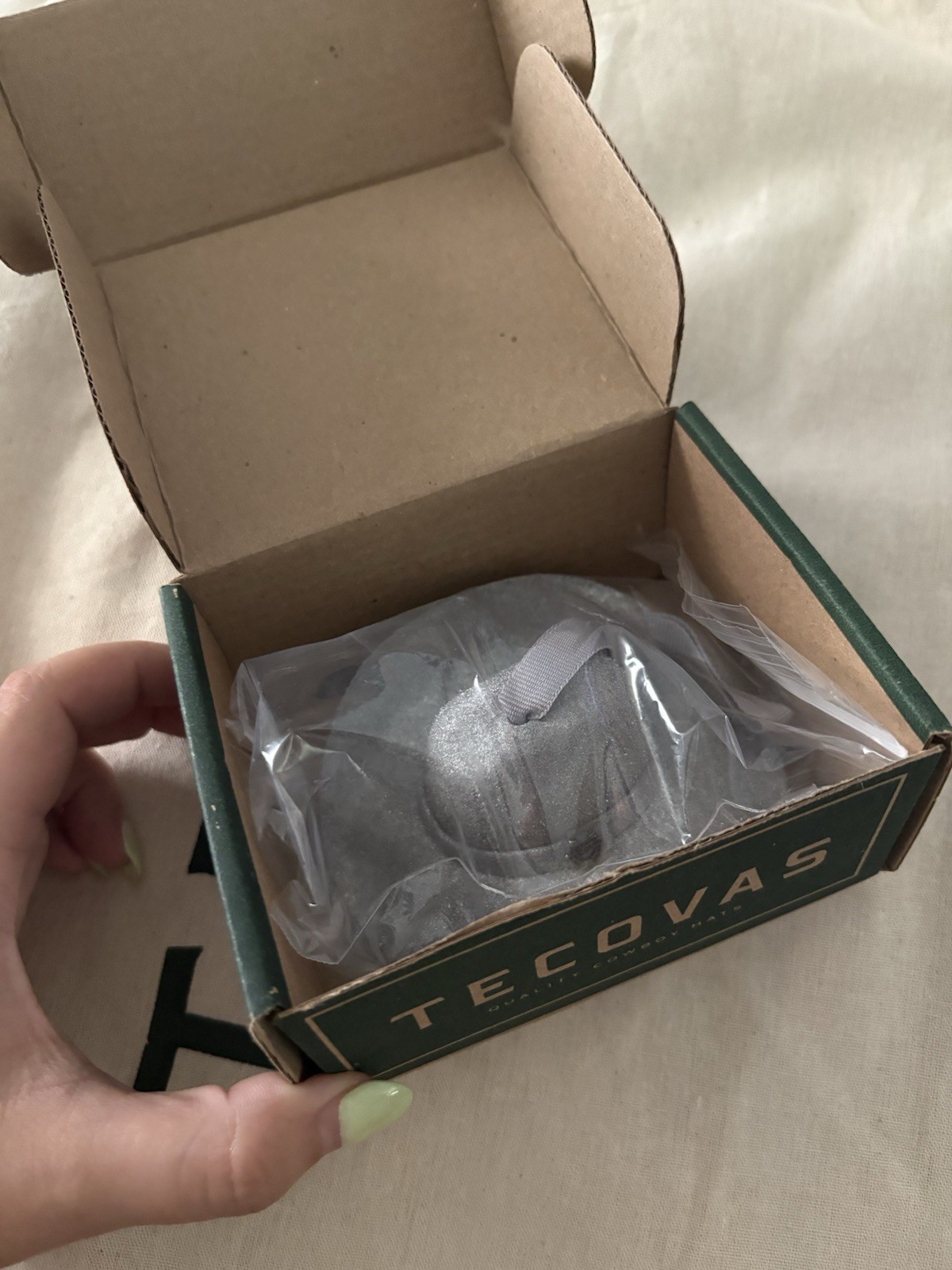 NIB (read) Tecovas Cowboy Hat Ornament Cattleman Silver Wool Western NIB (read) Tecovas Cowboy Hat Ornament Cattleman Silver Wool Western