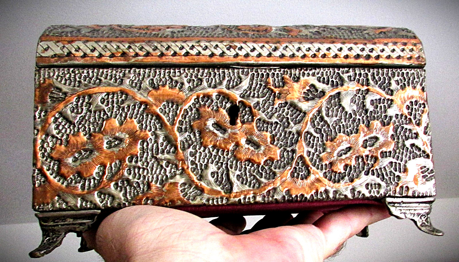 Antique Arts & Crafts Casket Box Hand Tooled Flower Vine Copper & Silvered Art Antique Arts & Crafts Casket Box Hand Tooled Flower Vine Copper & Silvered Art