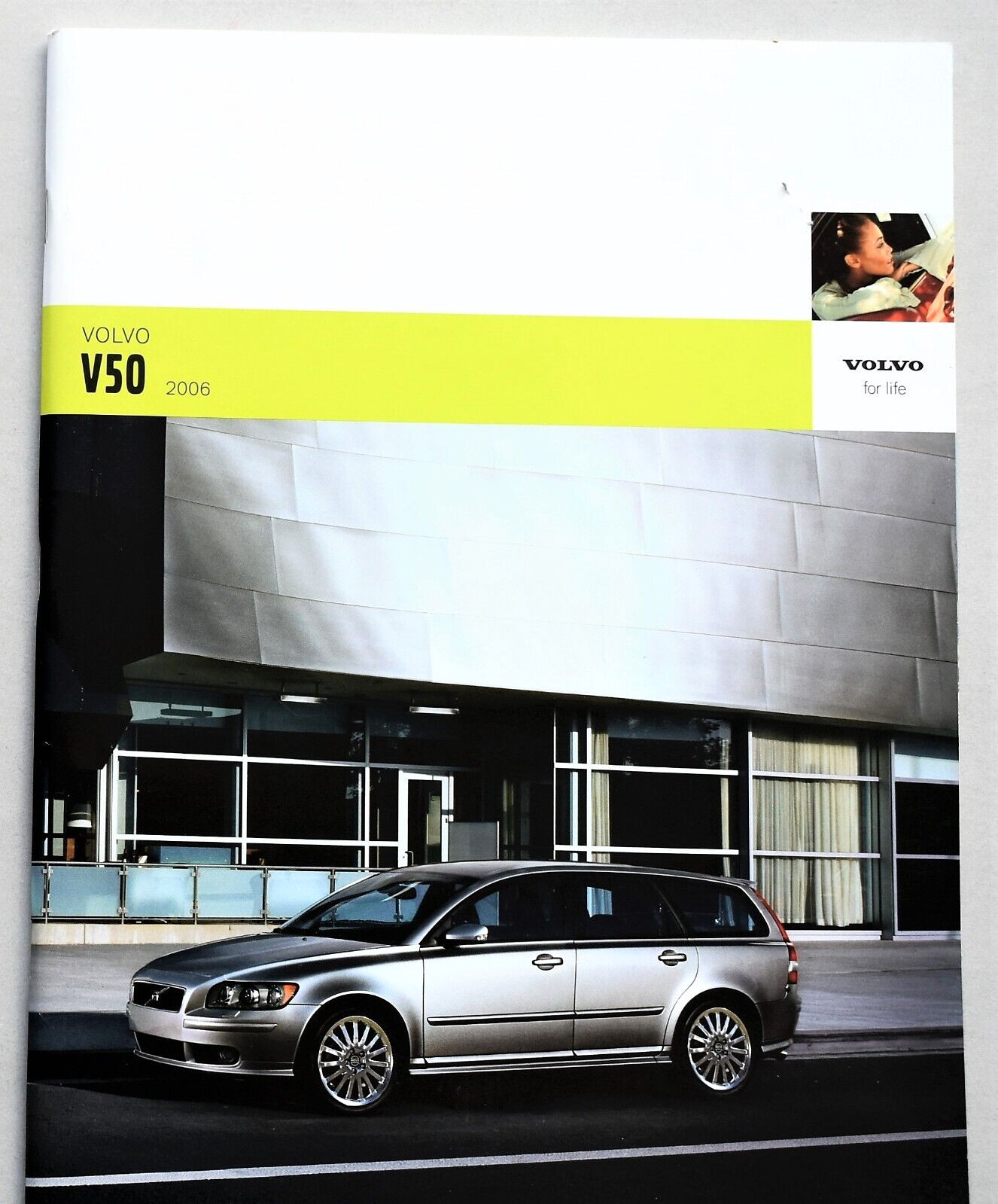EXCELLENT 2006 VOLVO V50 SALES BROCHURE CATALOG ~ 40 PAGES ~ 8.5