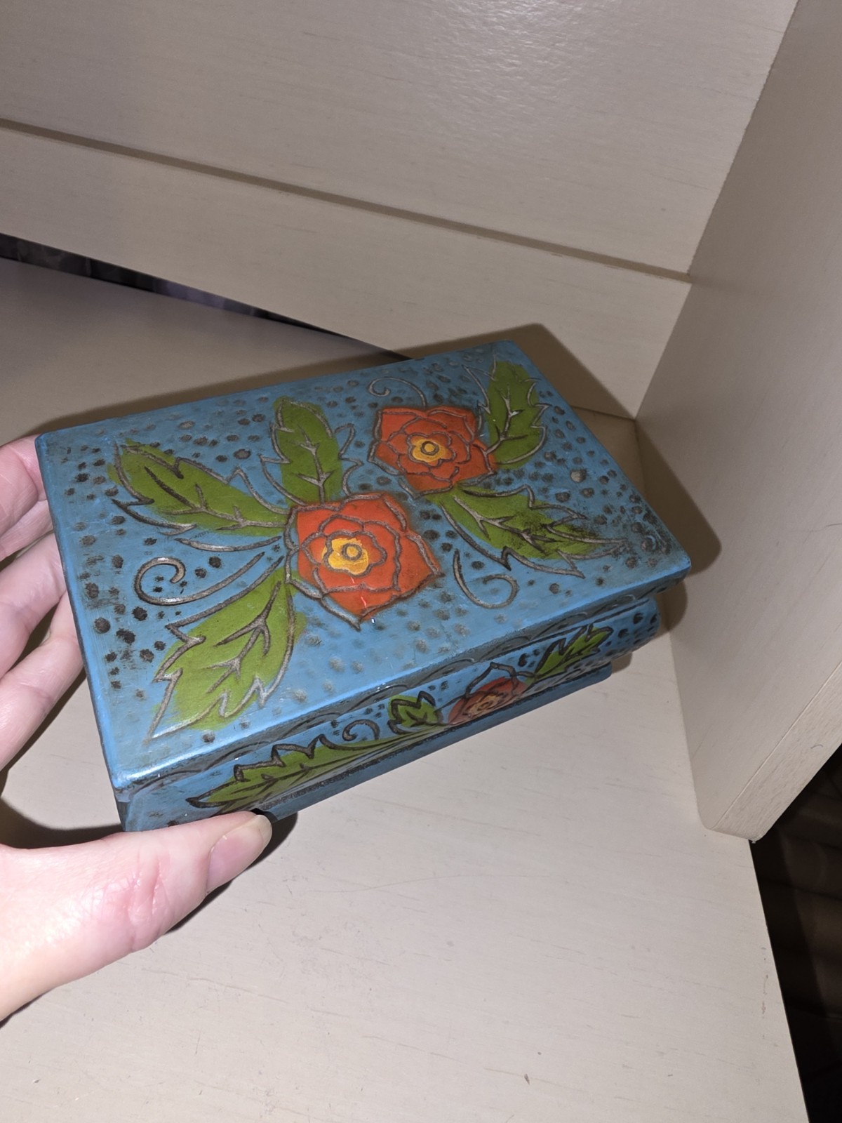 VTG Handpainted Ceramic Blue Trinket Jewelry Box W/ Red Yellow & Green Flowers VTG Handpainted Ceramic Blue Trinket Jewelry Box W/ Red Yellow & Green Flowers