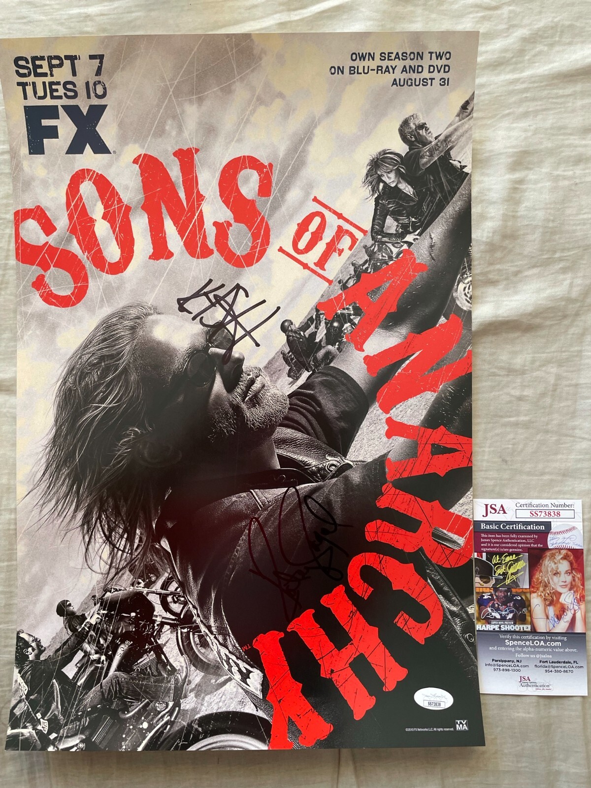 Katey Sagal Kurt Sutter autographed signed Sons of Anarchy 2010 SDCC poster JSA Katey Sagal Kurt Sutter autographed signed Sons of Anarchy 2010 SDCC poster JSA