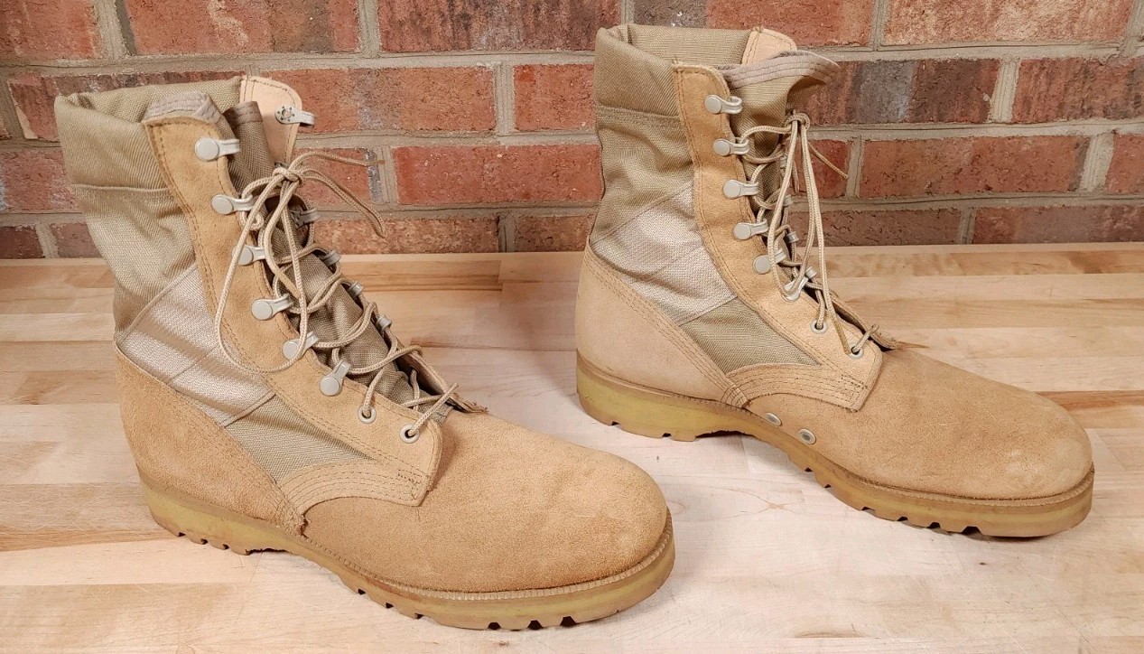 Altama Hot Weather Vented Desert Tan Mens 12R Combat Boots Vibram Soles 2007 Altama Hot Weather Vented Desert Tan Mens 12R Combat Boots Vibram Soles 2007