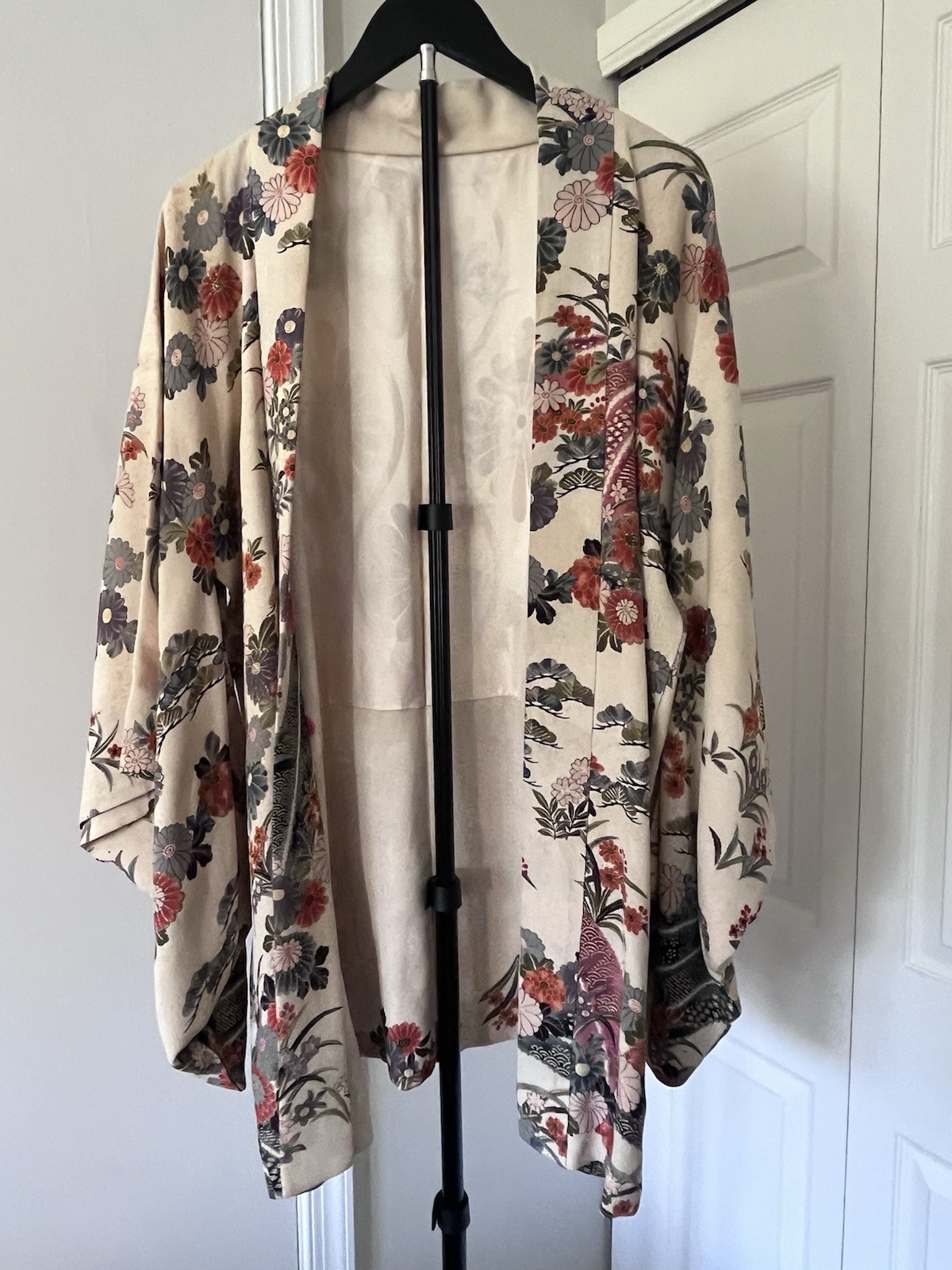 Genuine Silk Floral Haori Kimono Jacket Ivory Draped Japanese Style