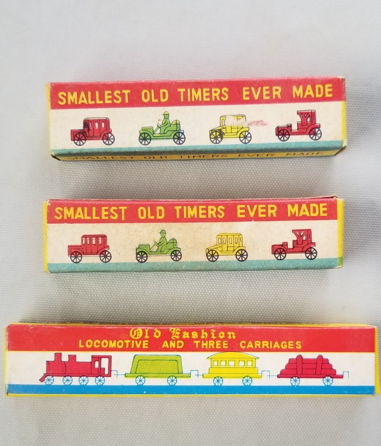 OLD FASHIONED Locomotive and 3 Carriages & Car Toy Metal Set Japan - Set of 3