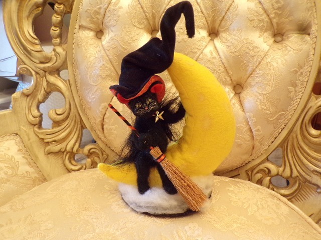Anna Lee Moonlight Cat on Moon Anna Lee Moonlight Cat on Moon