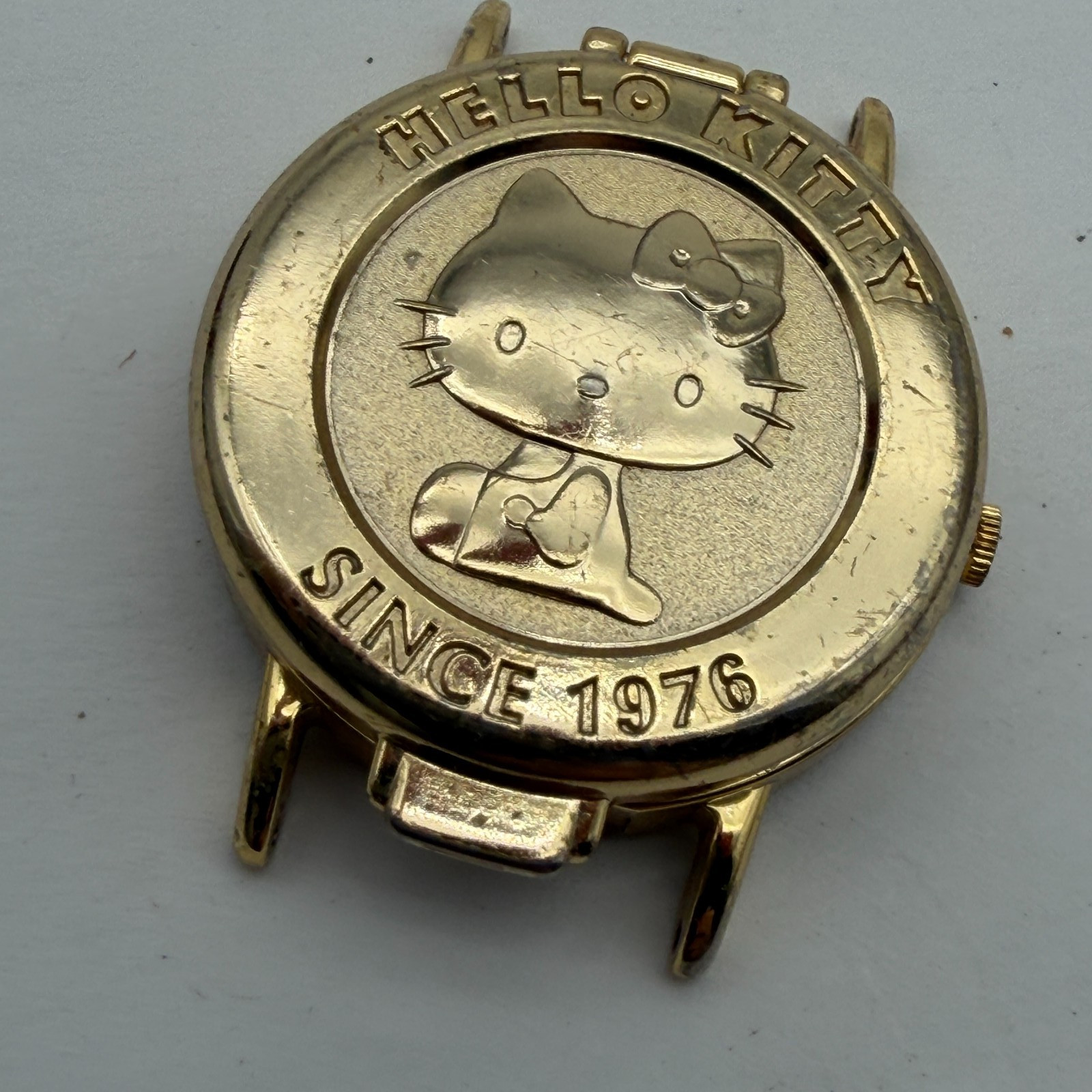Vintage Ladies Sanrio 1988 Hello Kitty Gold Tone Quartz Watch Parts/Repair Vintage Ladies Sanrio 1988 Hello Kitty Gold Tone Quartz Watch Parts/Repair